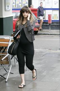 Rachel Stevens feet photo thumbnail