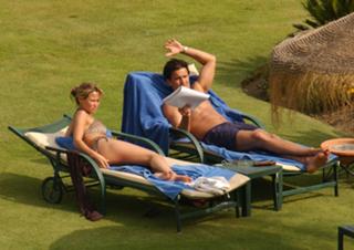 Rachel Stevens feet photo thumbnail