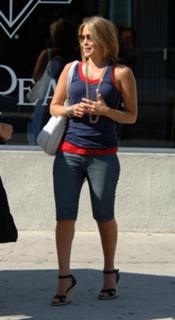 Rachel Stevens feet photo thumbnail