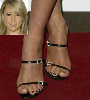 Rachel Stevens feet photo thumbnail
