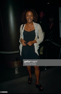 Rachel True feet photo 2