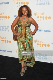 Rachel True feet photo 1