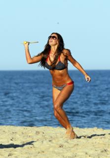 Rachel Uchitel feet photo 11