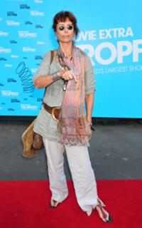 Rachel Ward feet photo 3