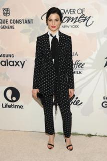 Rachel Weisz feet photo thumbnail