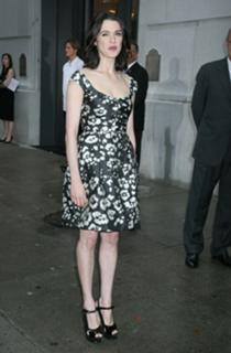 Rachel Weisz feet photo thumbnail