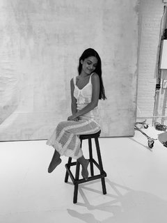 Rachel Zegler feet photo thumbnail