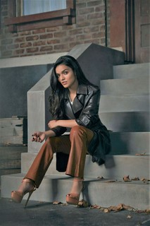Rachel Zegler feet photo thumbnail