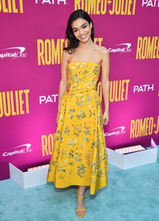 Rachel Zegler feet photo thumbnail