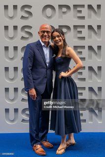 Rachel Zegler feet photo 7