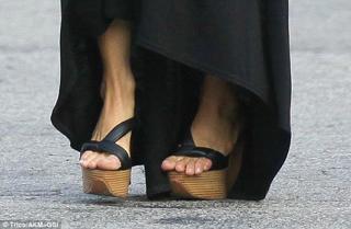 Rachel Zoe feet photo 10