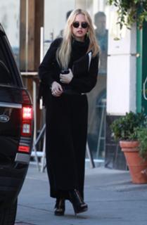 Rachel Zoe feet photo 19