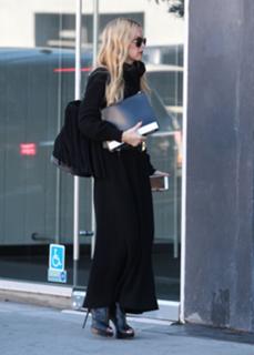 Rachel Zoe feet photo 18