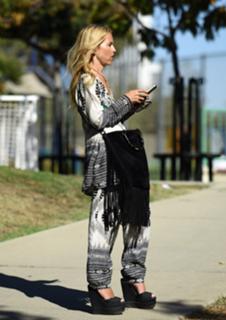 Rachel Zoe feet photo 8