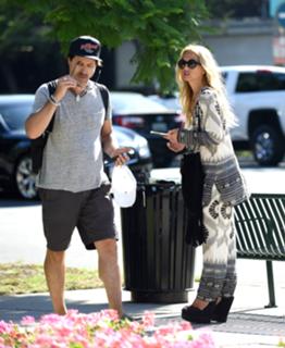 Rachel Zoe feet photo 7