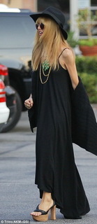Rachel Zoe feet photo 4