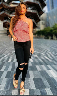 Rachele Brooke Smith feet photo 11