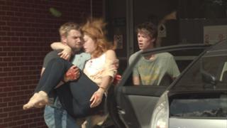 Rachelle Lefevre feet photo thumbnail