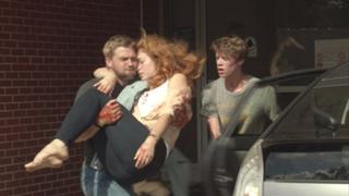 Rachelle Lefevre feet photo thumbnail