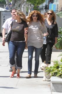Rachelle Lefevre feet photo thumbnail