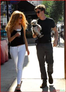 Rachelle Lefevre feet photo thumbnail