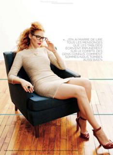 Rachelle Lefevre feet photo thumbnail