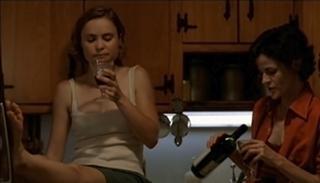 Radha Mitchell feet photo thumbnail