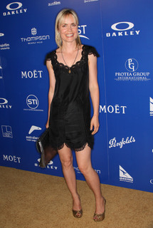 Radha Mitchell feet photo thumbnail