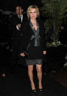 Radha Mitchell feet photo thumbnail
