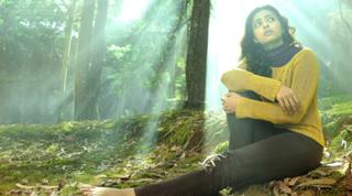 Radhika Apte feet photo thumbnail