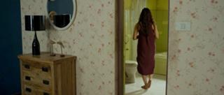 Radhika Apte feet photo thumbnail