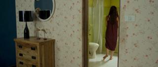 Radhika Apte feet photo thumbnail