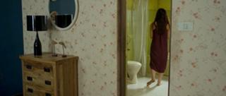 Radhika Apte feet photo thumbnail