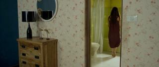 Radhika Apte feet photo thumbnail