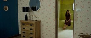 Radhika Apte feet photo thumbnail