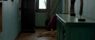 Radhika Apte feet photo thumbnail