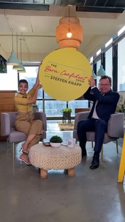 Radhika Apte feet photo thumbnail