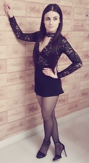 Radhika Madan feet photo 4