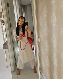 Radhika Madan feet photo 15