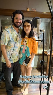 Radhika Madan feet photo 8