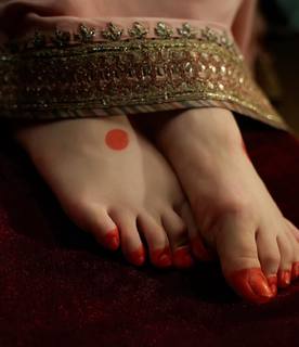 Radhika Madan feet photo 20