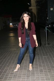 Radhika Madan feet photo 16