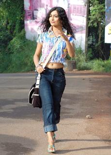 Radhika Pandit feet photo 1