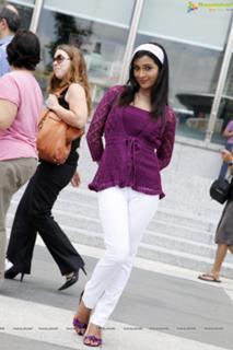 Radhika Pandit feet photo 1