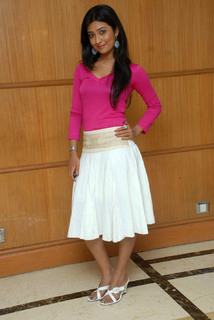 Radhika Pandit feet photo 10