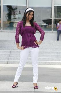Radhika Pandit feet photo 7