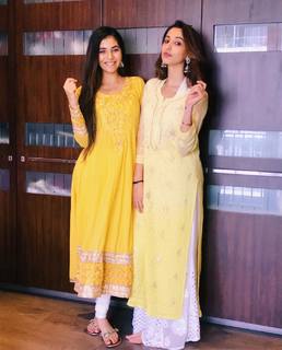 Radhika Seth feet photo 17