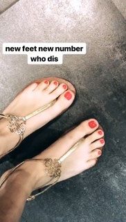 Radhika Seth feet photo 11