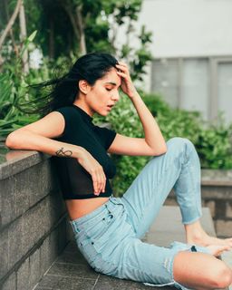 Radhika Seth feet photo 15