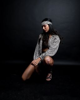 Radhika Seth feet photo 10